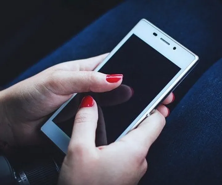 téléphone cellulaire